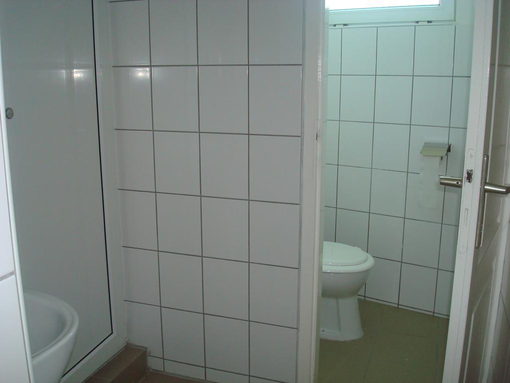 Termal Kemping Apartmanok Tiszaujvaros Room photo